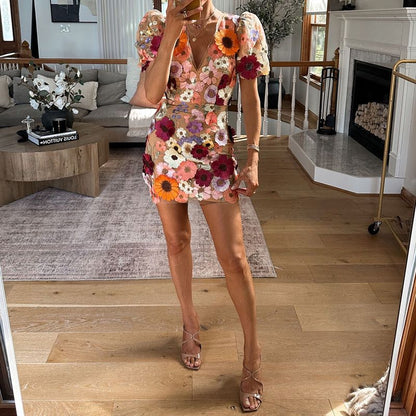 Sue - Bloemen mini -jurk met puff mouwen
